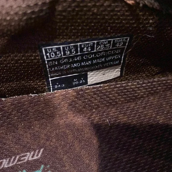 Skechers relaxed fit brown shoes - Picture 3 of 6